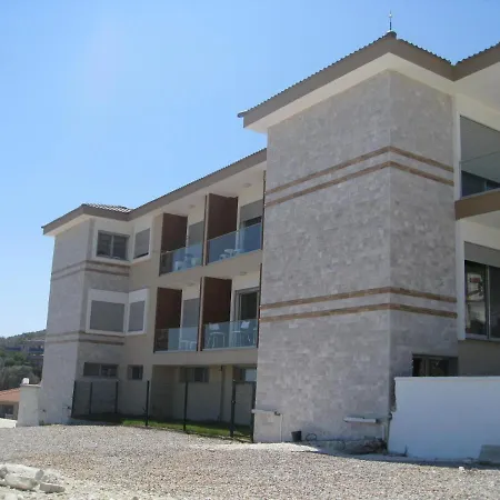 Boyalik Demirel & * Çeşme