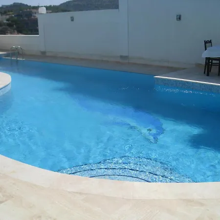 Boyalik Demirel & Hotel Çeşme