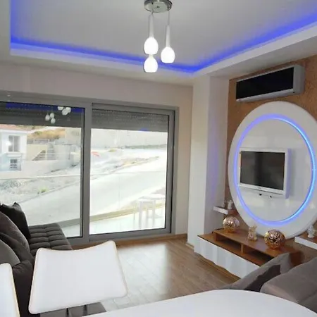 Boyalik Demirel & * Cesme