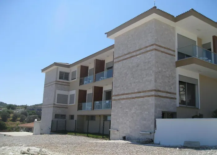 Boyalik Demirel & * Кешме