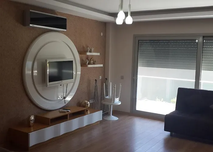 Boyalik Demirel & Кешме