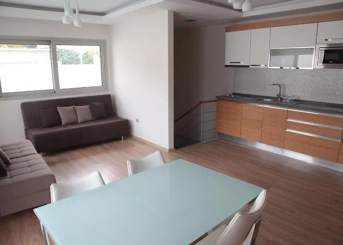 Boyalik Demirel & Отель *